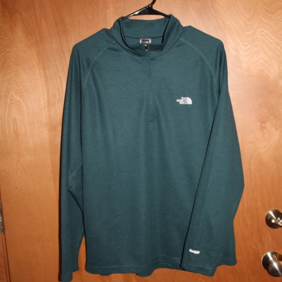 The North Face Other - North Face 1/4 zip. EUC